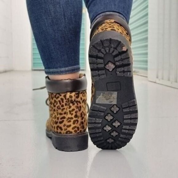 Women's Leopard Combat Lace-up Ankle Boots Low Heel - Picture 5 of 5